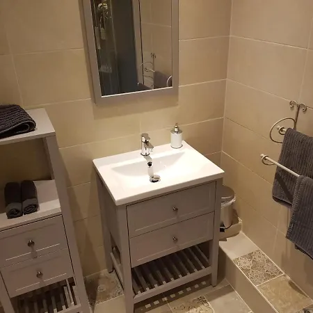Domaine De Karoli Guest house
