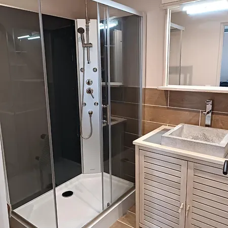 Casa de hóspedes Domaine De Karoli 3*